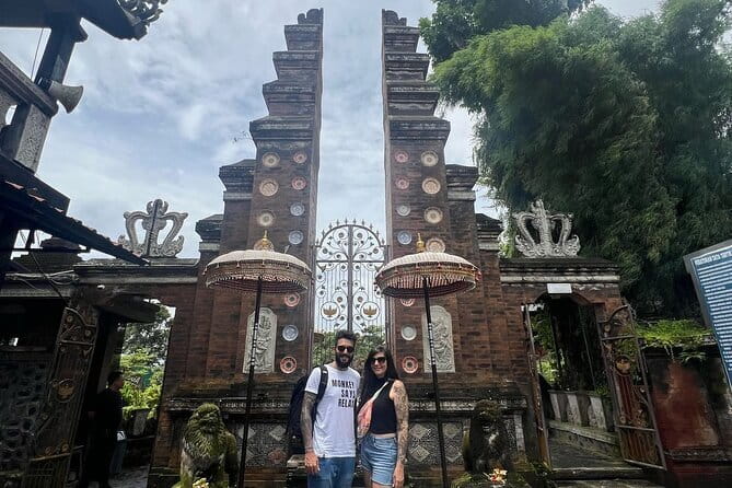 Bali Private Driver (Airport pickup, Customize Tour,Group Tour) - Lempuyang Temple and the Heaven Gate question