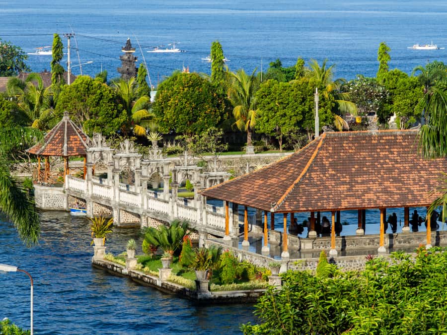 Bali: The Gate of Haven Trip Private Tour, Luxury Car - Why Lempuyang leads the morning