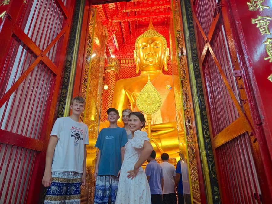 Bangkok: Ayutthaya Day Trip by Private Car with Boat Tour - Wat Phanan Choeng and the first riverside temples