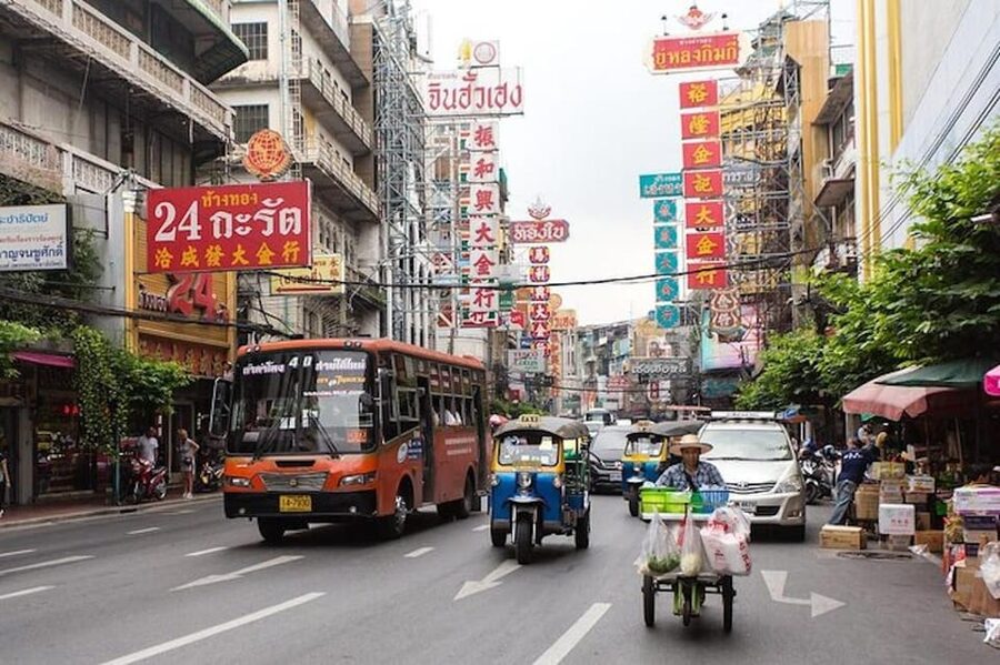 Bangkok with a Private Car and Driver Customizable Tours - The driver question: helpful transport, limited guiding