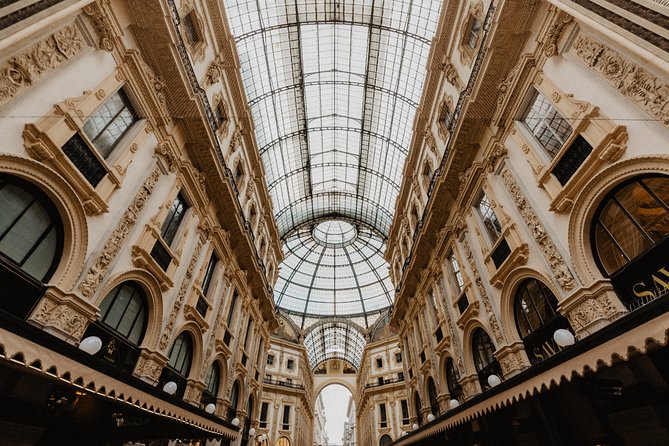 BERGAMO ORIO AL SERIO - Milano airport transfer with private Luxury Van - How the price works for couples, families, and groups