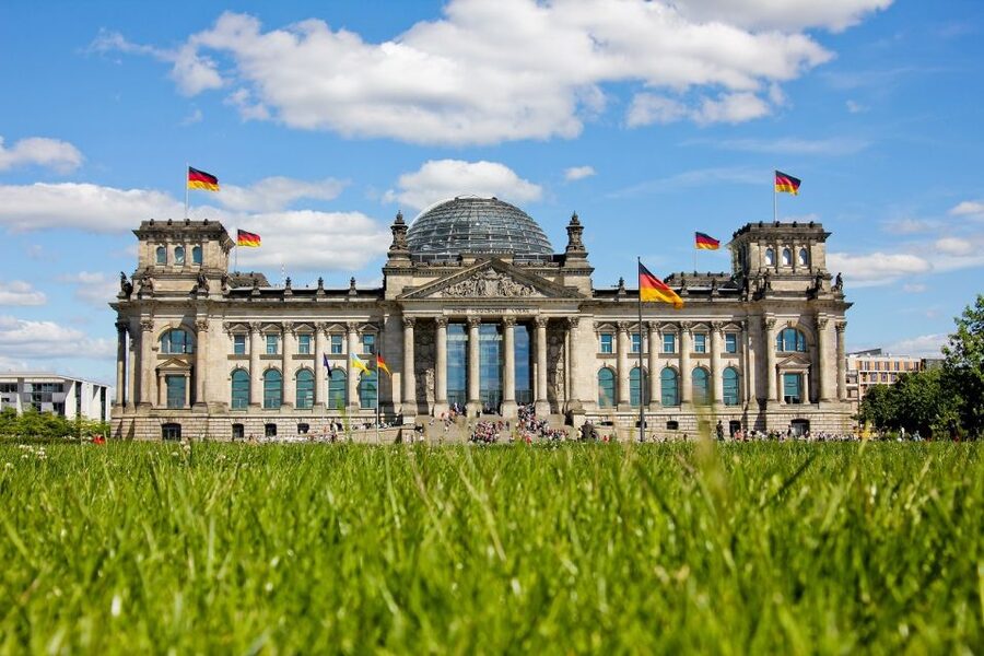 Berlin: Scenic Guided Tour by Private Car for 2, 3, 6 Hours - Key points to know before booking