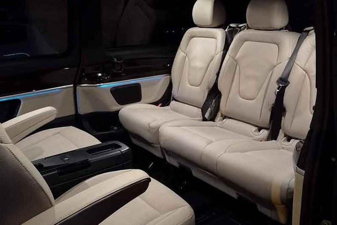 Best Private Airports Transfers - Luxury Minivan Service - CDG and Orly are different starting points