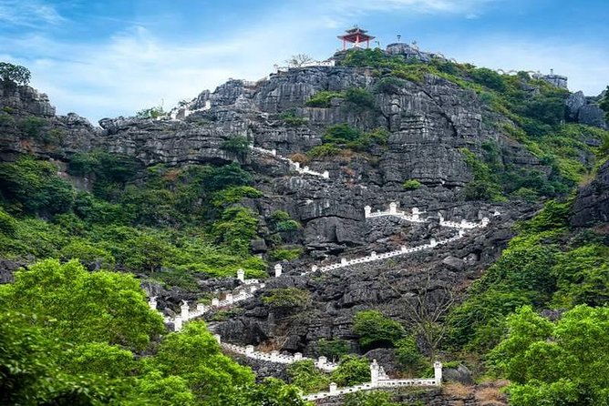 Best Service - Hoa Lu -Trang An - Mua Cave Limousine - All Inclusive - Lunch and What the $41 Covers