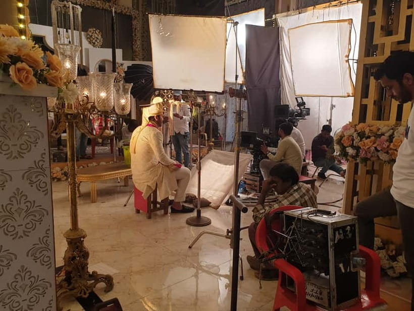 Bollywood Sightseeing and Celebrity Home Tour by Private Car - What the private format adds