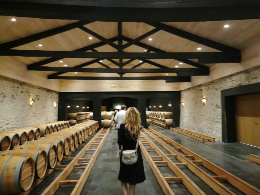 Bordeaux: Medoc tour in a small group (Luxury Mercedes EQV) - Why this Medoc day works well from Bordeaux