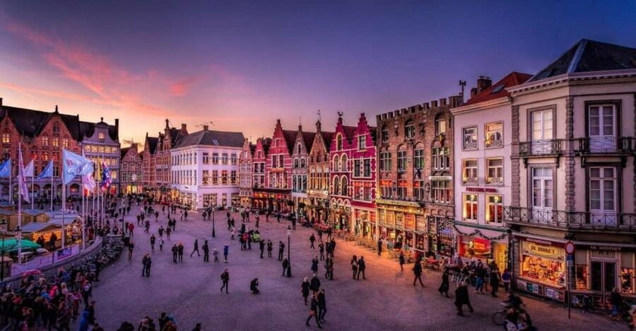 Brussels: Private Guided Tour of the City’s Top Highlights - A private ride through Brussels’ big contrasts