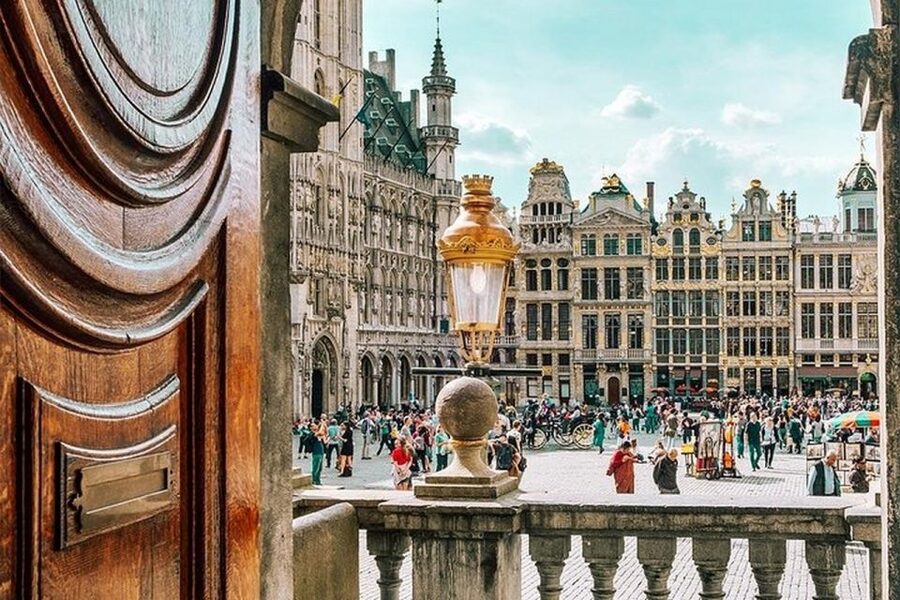 Brussels: Private Guided Tour of the City’s Top Highlights - Grand Place, Brussels’ grand opening scene