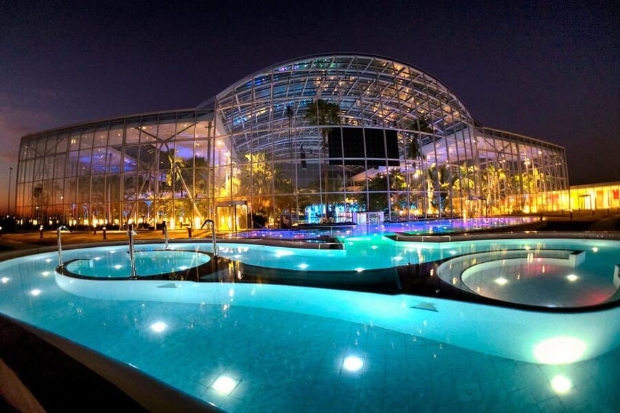 Bucharest: Therme Bucharest Spa Day with Luxury Transfer - Key points at a glance