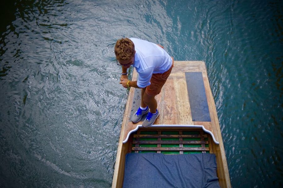 Cambridge: Chauffeured Punting Tour - Why seeing Cambridge from the River Cam works