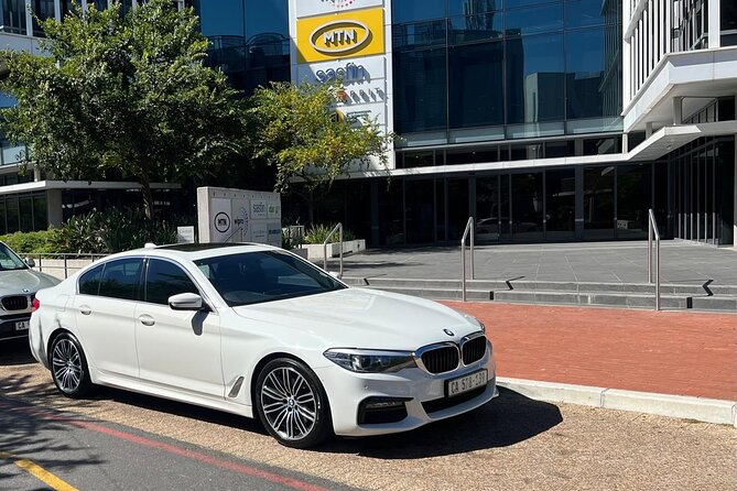 Cape Town Airport Transfers and Chauffeur Drive to all Hotels - A calm first hour in Cape Town