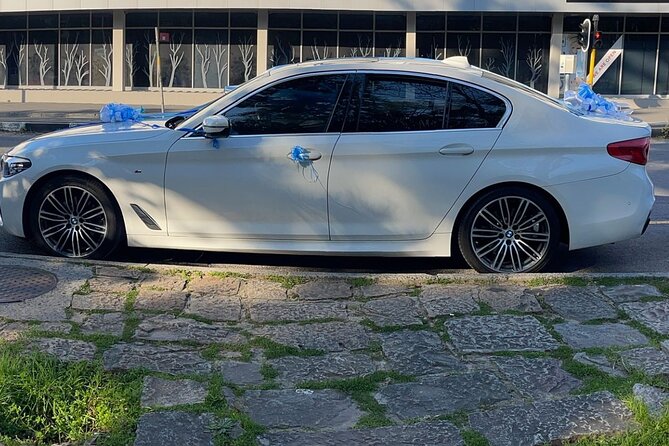 Cape Town Airport Transfers and Chauffeur Drive to all Hotels - Why a private transfer can be worth the price