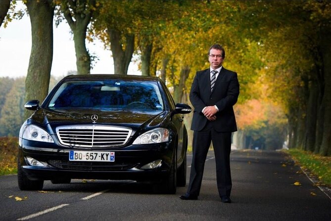 Cars With Driver Availabe In Dubai for daily basis - Dubai sightseeing with your own wheels