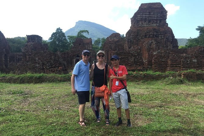Chan May Port to Golden Bridge or Hoi An by Private Car - Marble Mountains and the road to Hoi An