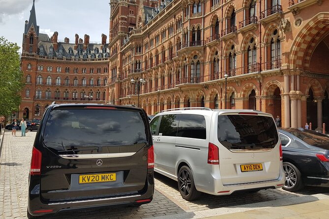 Chauffeur limo Services Heathrow Airport To/From anyLondon Hotel - Who should book this Heathrow transfer?