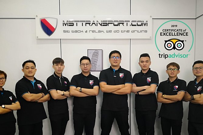 °Chauffeur: Malacca to Singapore Van Transfer - Breaks, meals, and comfort on the road