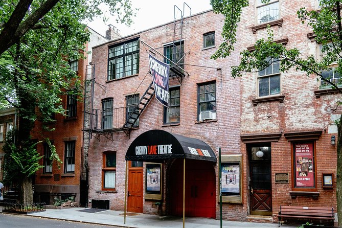 Chauffeured 2 hour Private Tour in a Dodge Challenger Convertible - Greenwich Village: artists, students, and old New York streets