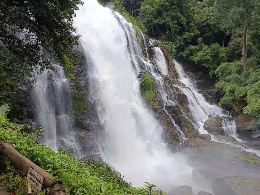 Chiang Mai: Doi Inthanon One-Day Tour with a Private Driver - Standing at Thailand’s highest point