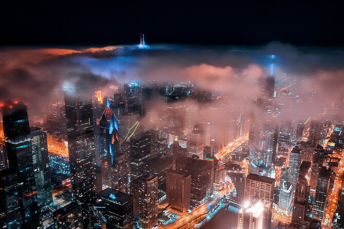 Chicago 4-Hour Sightseeing Transfer by Luxury SUV - A private SUV instead of a fixed sightseeing route