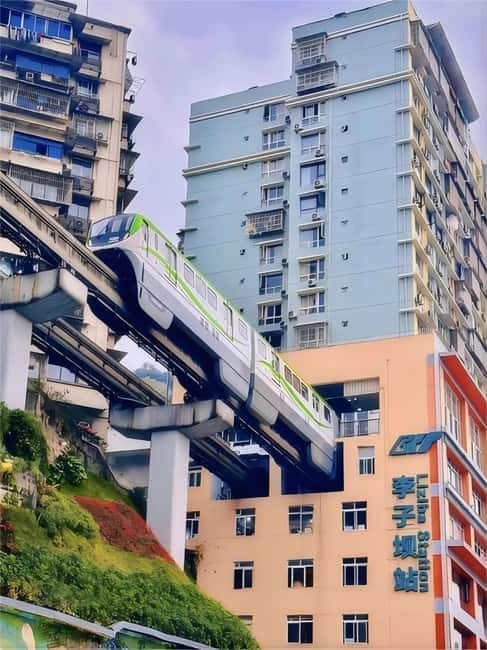 Chongqing deep explore & private car service including meals - Why this Chongqing day works so well