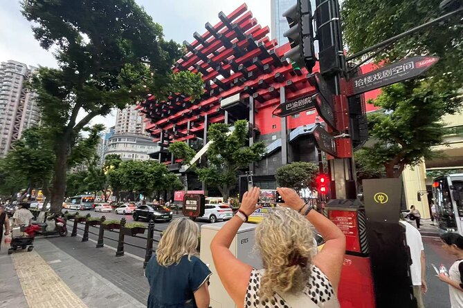 Chongqing Private Car Guided Tour:Must-sees All in One - Shibati and the old stairway atmosphere
