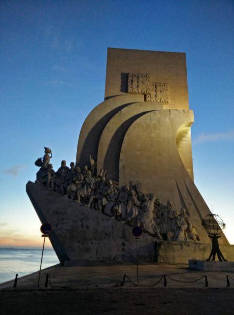 City Tour of Lisbon; In a private car - A full Lisbon day without wrestling with seven hills