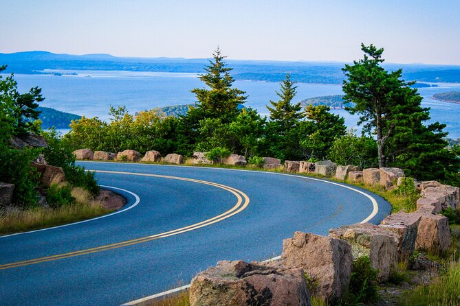 “Classic Acadia” Private Tour: Cadillac Mountain & Thunder Hole - Thunder Hole brings sound and drama