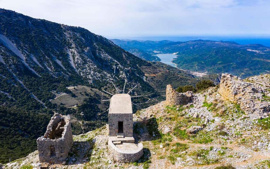 Crete: Private Tour with Classic Mercedes/ Choose a Daytrip - Four routes, four very different days