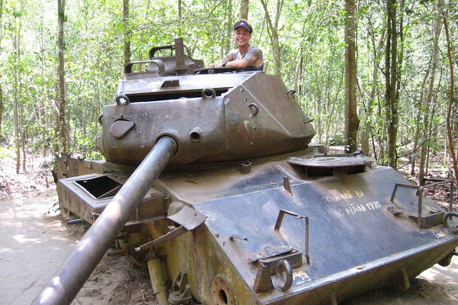 Cu Chi Tunnels & Mekong Delta Tour with VIP Limousine Transfer - What the guides add to the day