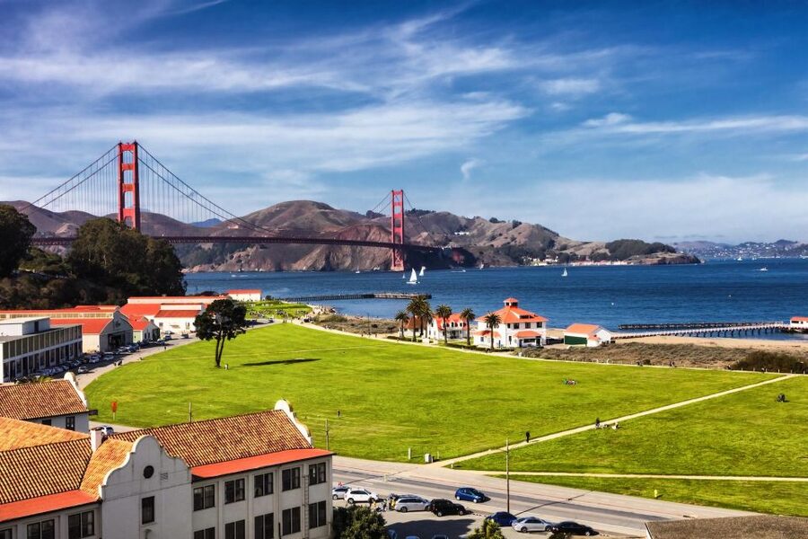 Custom Private Tour in a Luxurious Mercedes - A private way to connect San Francisco’s far-flung sights