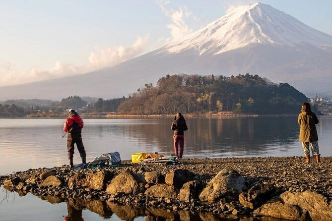 Customizable Private Tour in Mt. Fuji with Private Driver - Lake Kawaguchiko, Lawson, and the ropeway