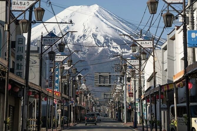 Customizable Private Tour in Mt. Fuji with Private Driver - Oshino Hakkai and the clear spring ponds