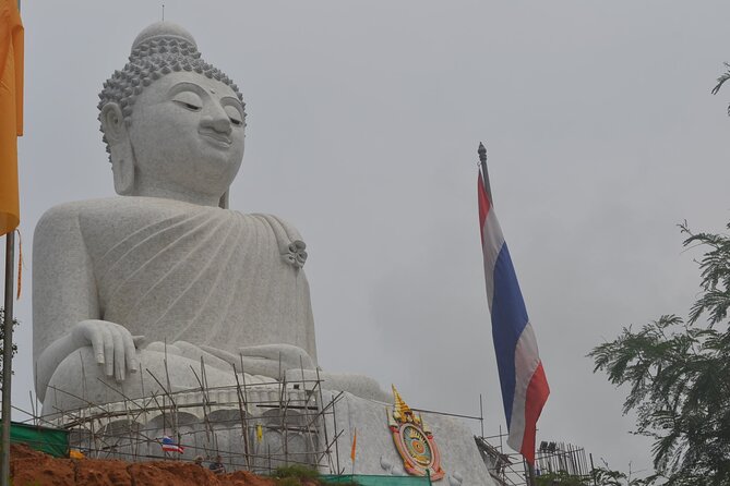 Customized Phuket Tours with Private Driver - Why a private car makes sense in Phuket