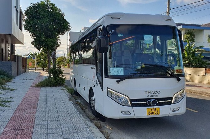 Da Nang Airport to Da Nang hotel by private car or vice versa - Clean car, polite service, and what the price covers