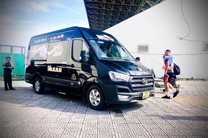 Da Nang - Hue: Daily Limousine Bus - What the 3 to 4 hour ride is like