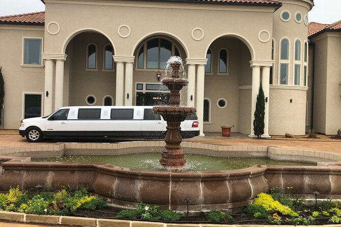 Dallas Best of Shopping Malls in the Luxury Private Limousine - Champagne, BYOB, and the vehicle rules