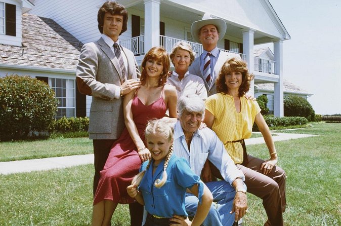 Dallas Southfork Ranch Private Limousine Tour - Lincoln and Longhorns adds a small museum stop