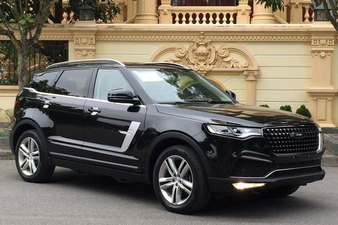 DANANG Airport to Hoi An CITY OR RETURN By Private Car - A simple airport transfer with one important question