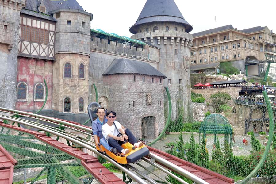 Danang: Golden Bridge by Private Car or Bus w hotel pickup - Finding the Golden Bridge at Ba Na Hills