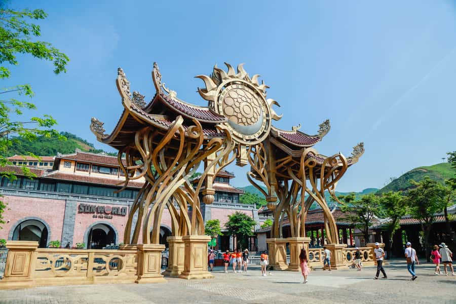 Danang: Golden Bridge by Private Car or Bus w hotel pickup - How much time do you really get?