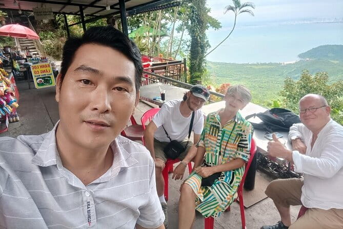 Danang Hotel/ Airport to Hue via Hai Van Pass by Private Car - What the private car includes