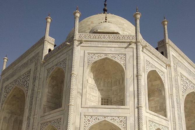 Day Tour Taj Mahal & Agra Fort by Private Car From Delhi - The private car from Delhi to Agra