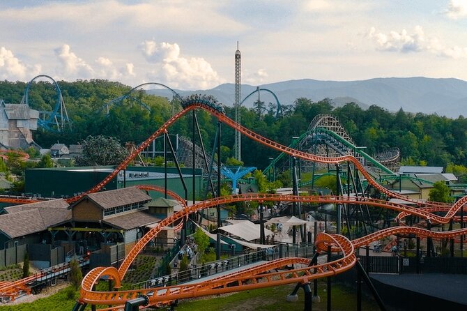 Day Trip Nashville to Dollywood Pigeon Forge with Private Driver - How the $439.20 group price works