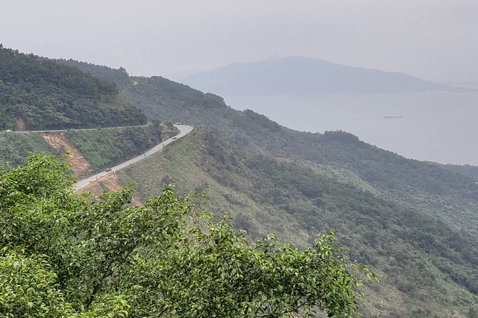 Day Trip To Hue City and Back From Hoi An By Private Car - Thien Mu Pagoda Along the Perfume River
