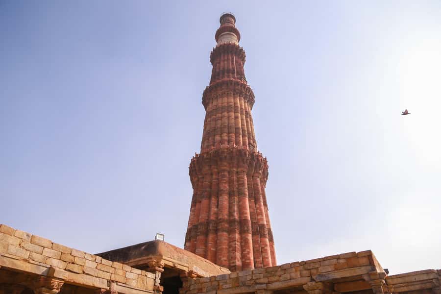 Delhi: Full Day Old and New Delhi Tour By Private Car - Jama Masjid in Old Delhi