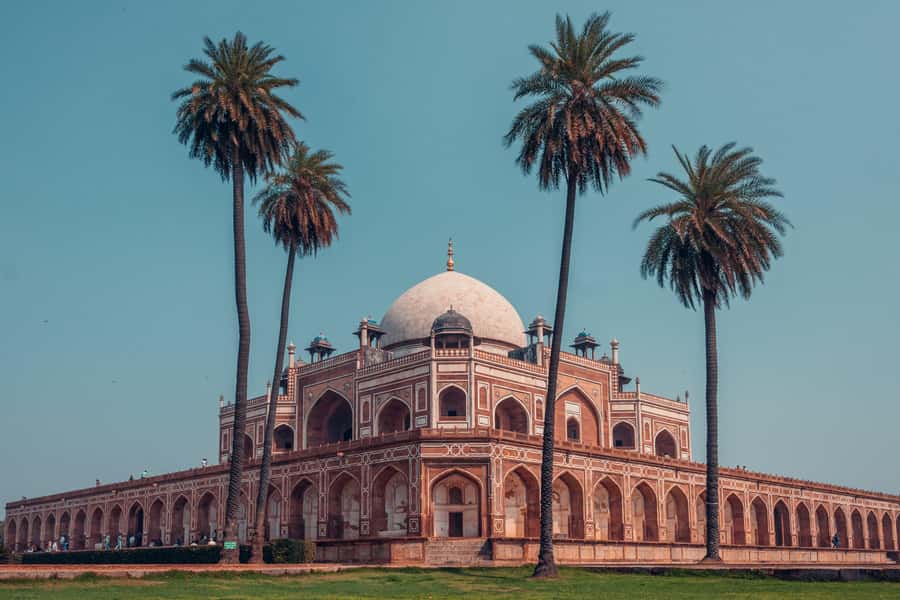 Delhi: Full Day Old and New Delhi Tour By Private Car - Starting at India Gate and the National War Memorial