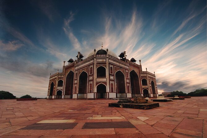 Delhi: Old and New Delhi Guided Private Tour - Chandni Chowk by rickshaw