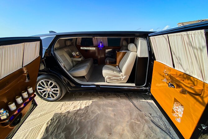 Deluxe GMC Limousine from CUN Airport to Cancun Hotel Zone - How the service compares with a regular transfer