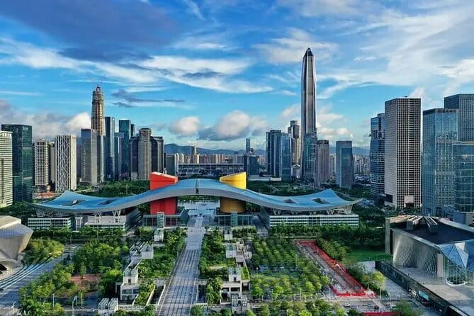 Deluxe Hong Kong City Tour using Mercedes-Benz V-Class Car+ Guide - Crossing Victoria Harbour by Star Ferry