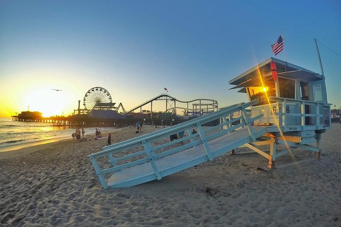Deluxe Los Angeles 5-Hour Limo Tour with Drinks Included - Hollywood Boulevard, stars, and movie landmarks